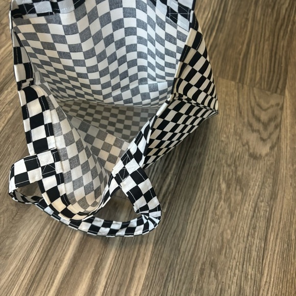 Black and White Checkered Tote Bag - Picture 3 of 3